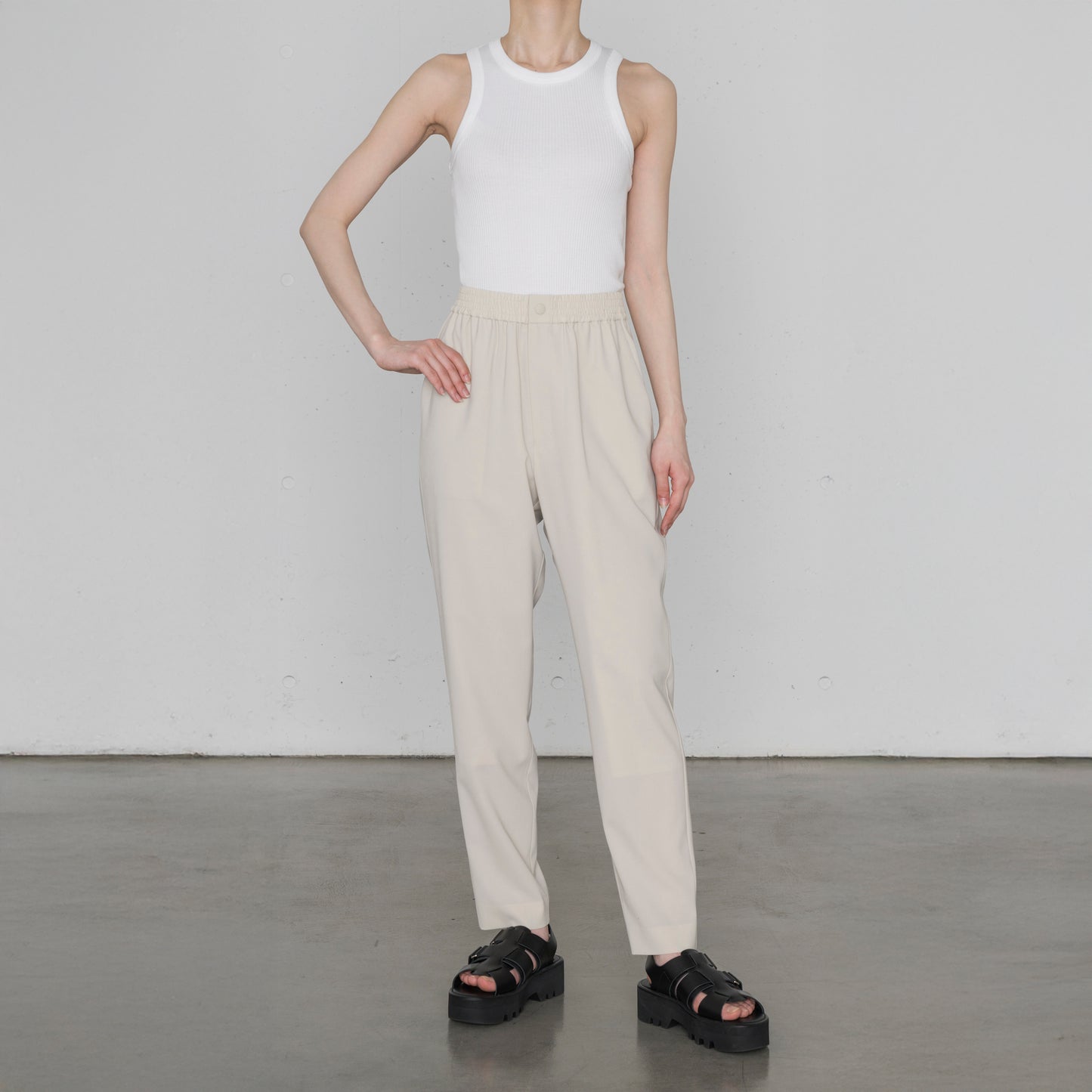 Stretch Tapered Pants