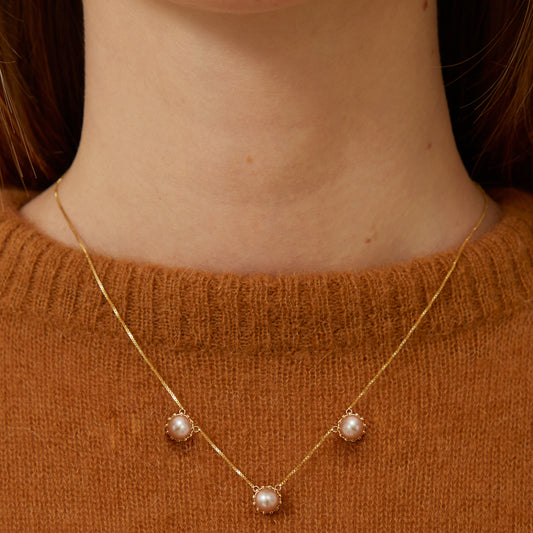 TRIO FLOR PERLA NECKLACE