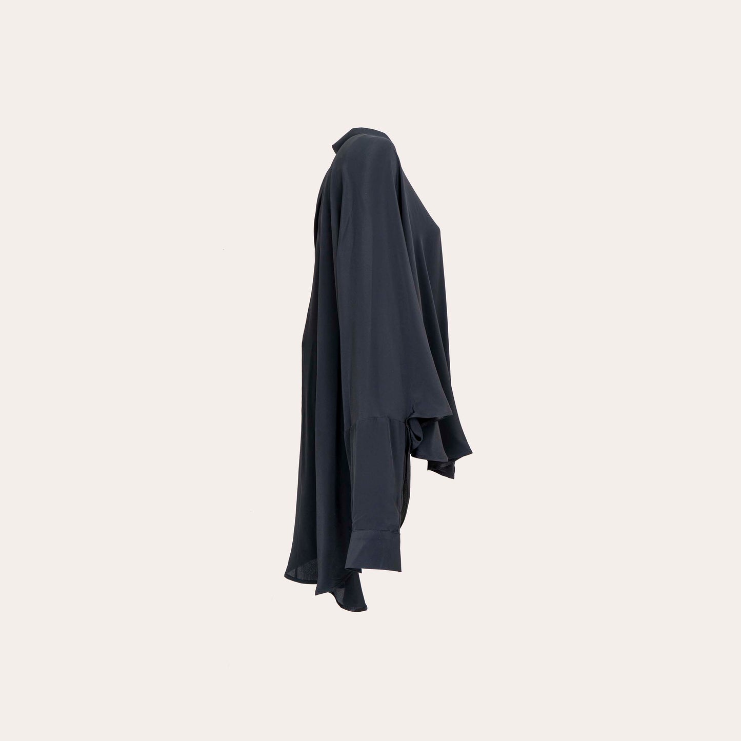 DRAPED LONG-SLEEVES