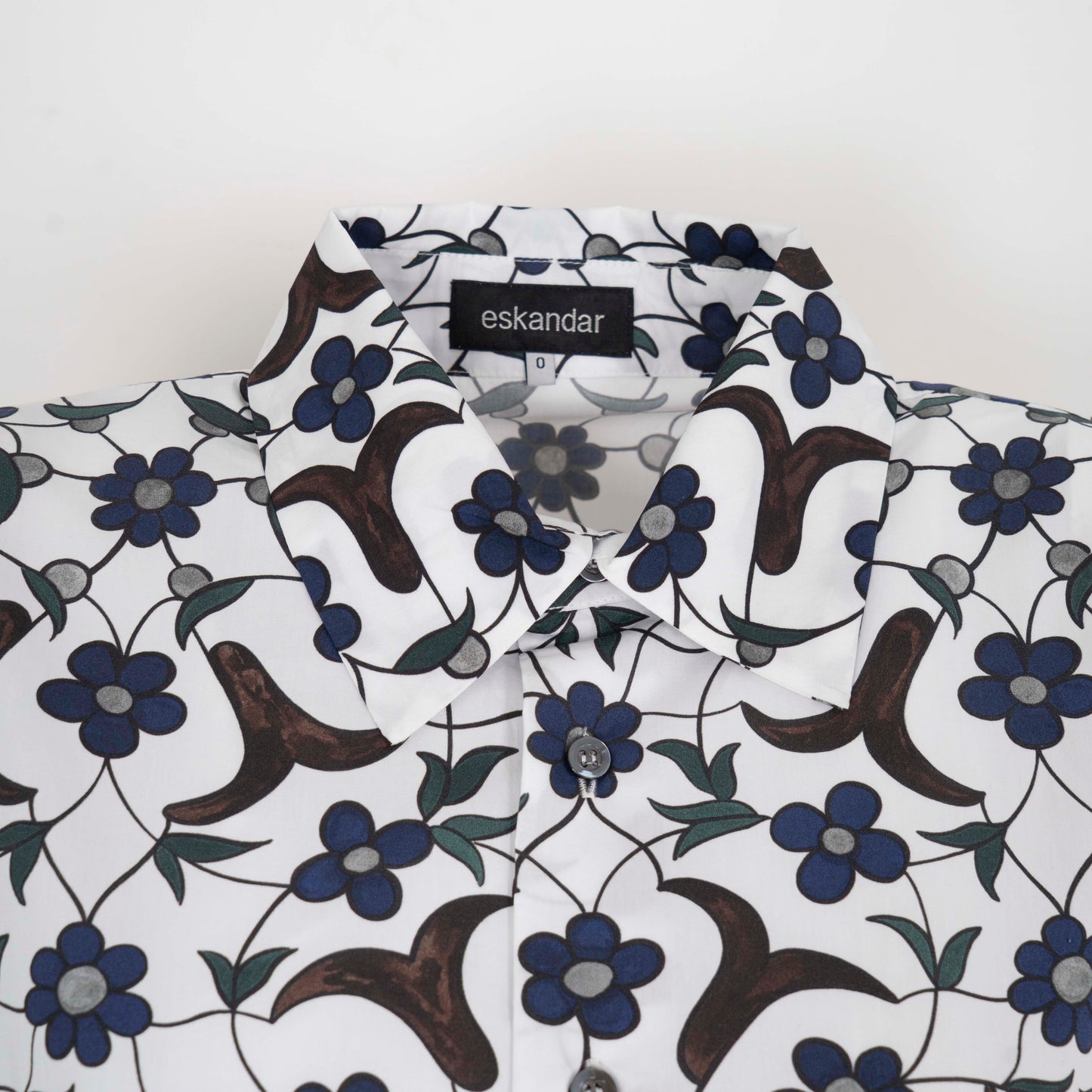 Shirt with collar