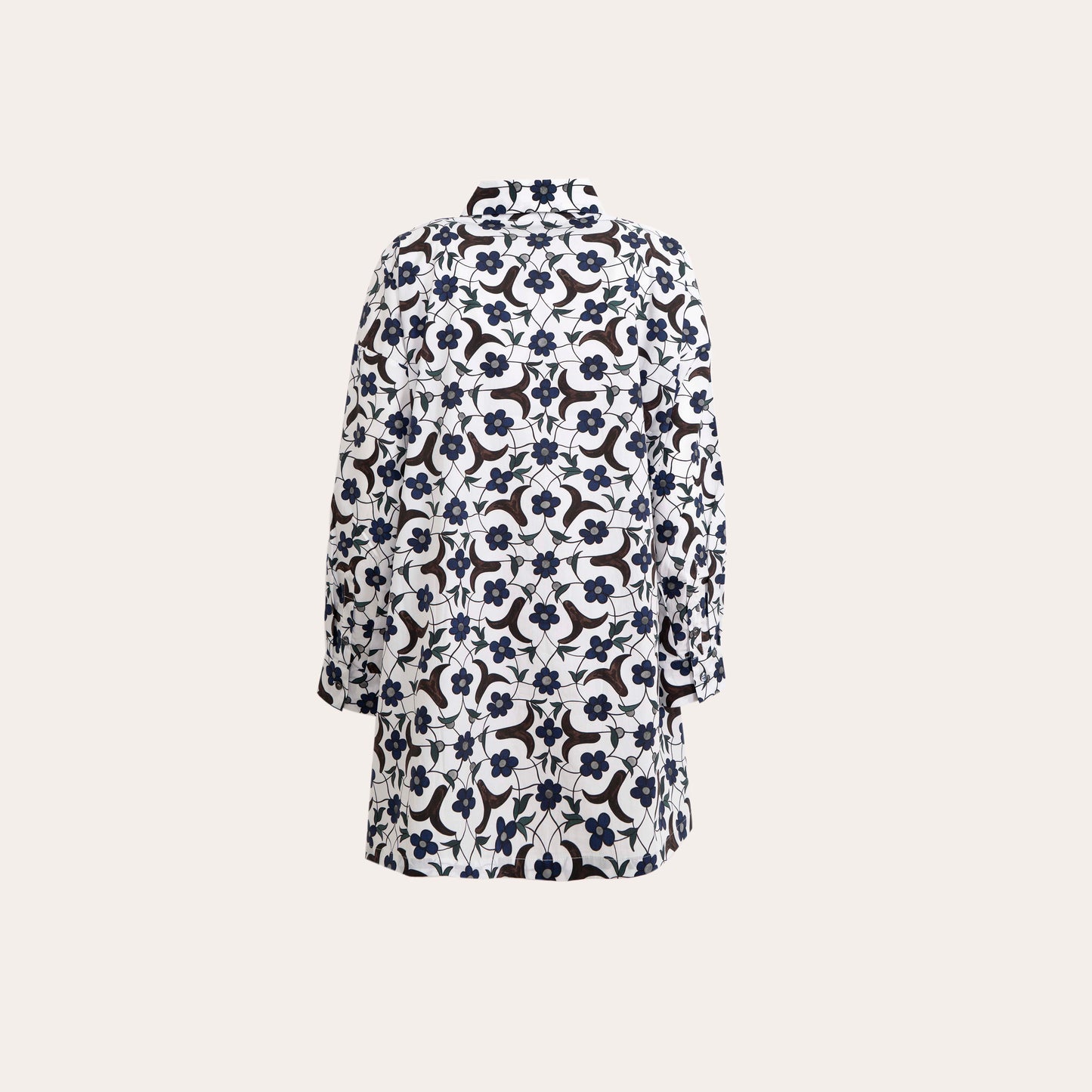 Shirt with collar