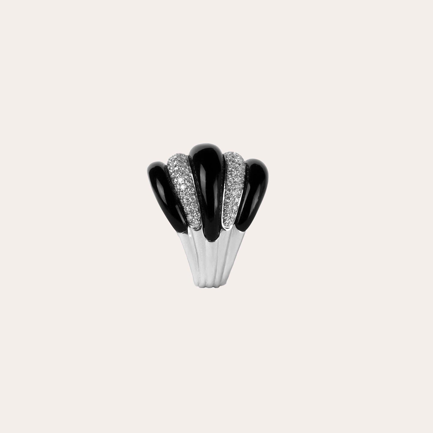 Damiani Spicchi Luna Ring in white Gold & Onyx And Diamond