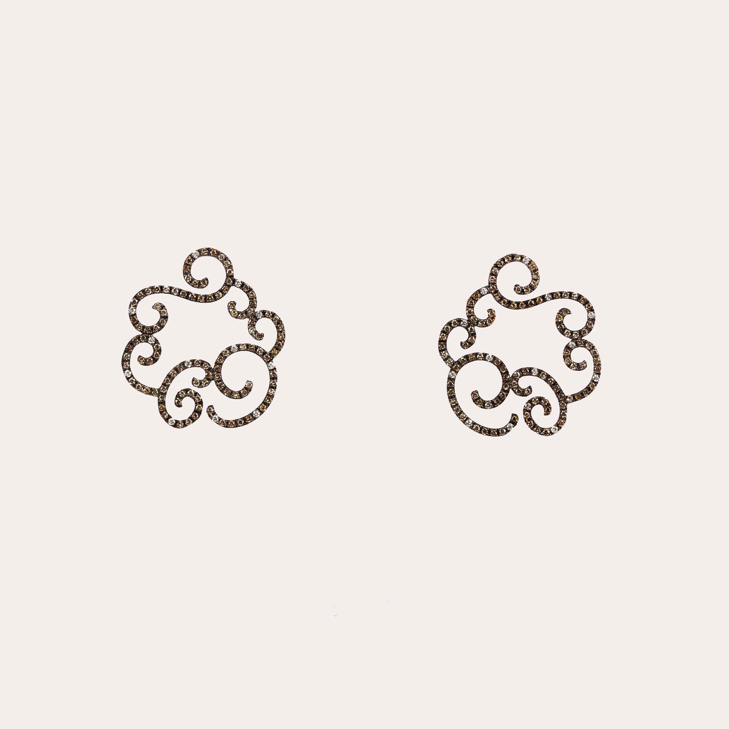 Dhapne Earring