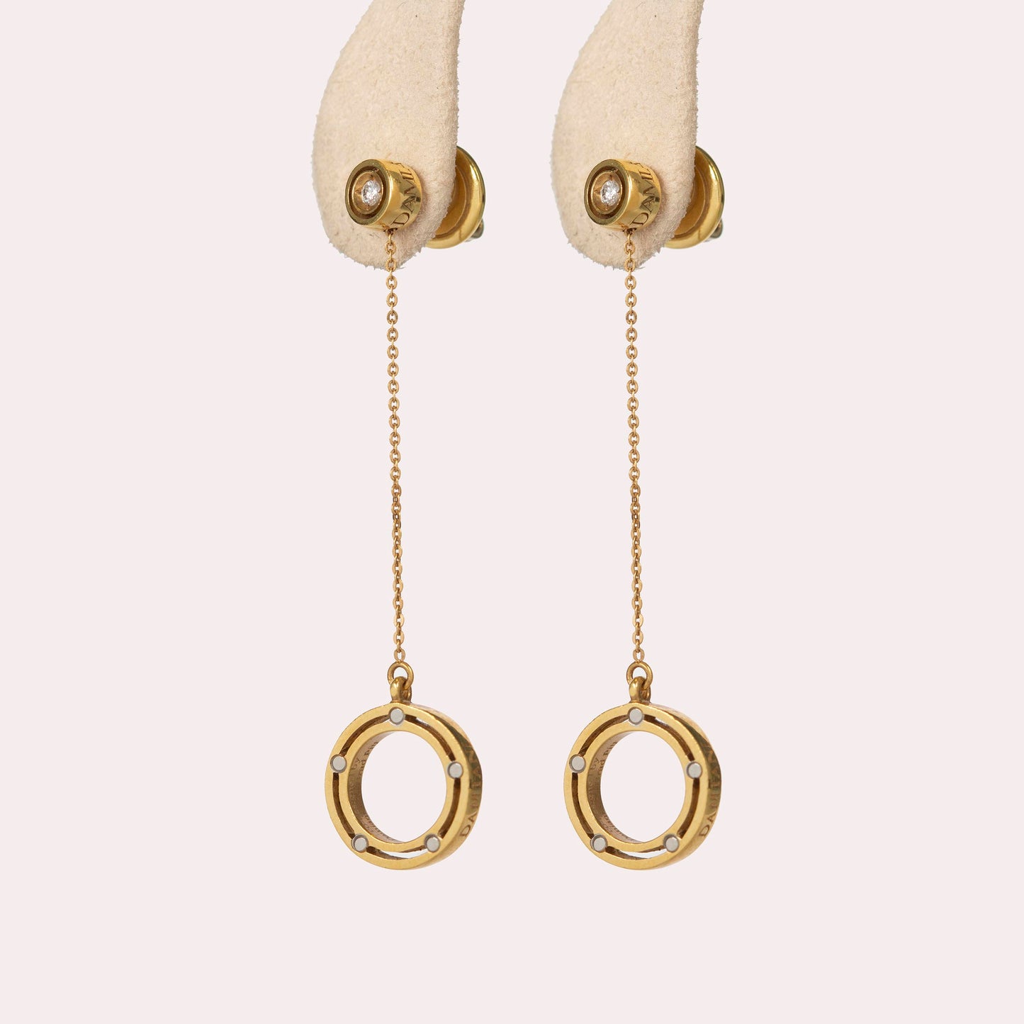 D.Side diamond earrings