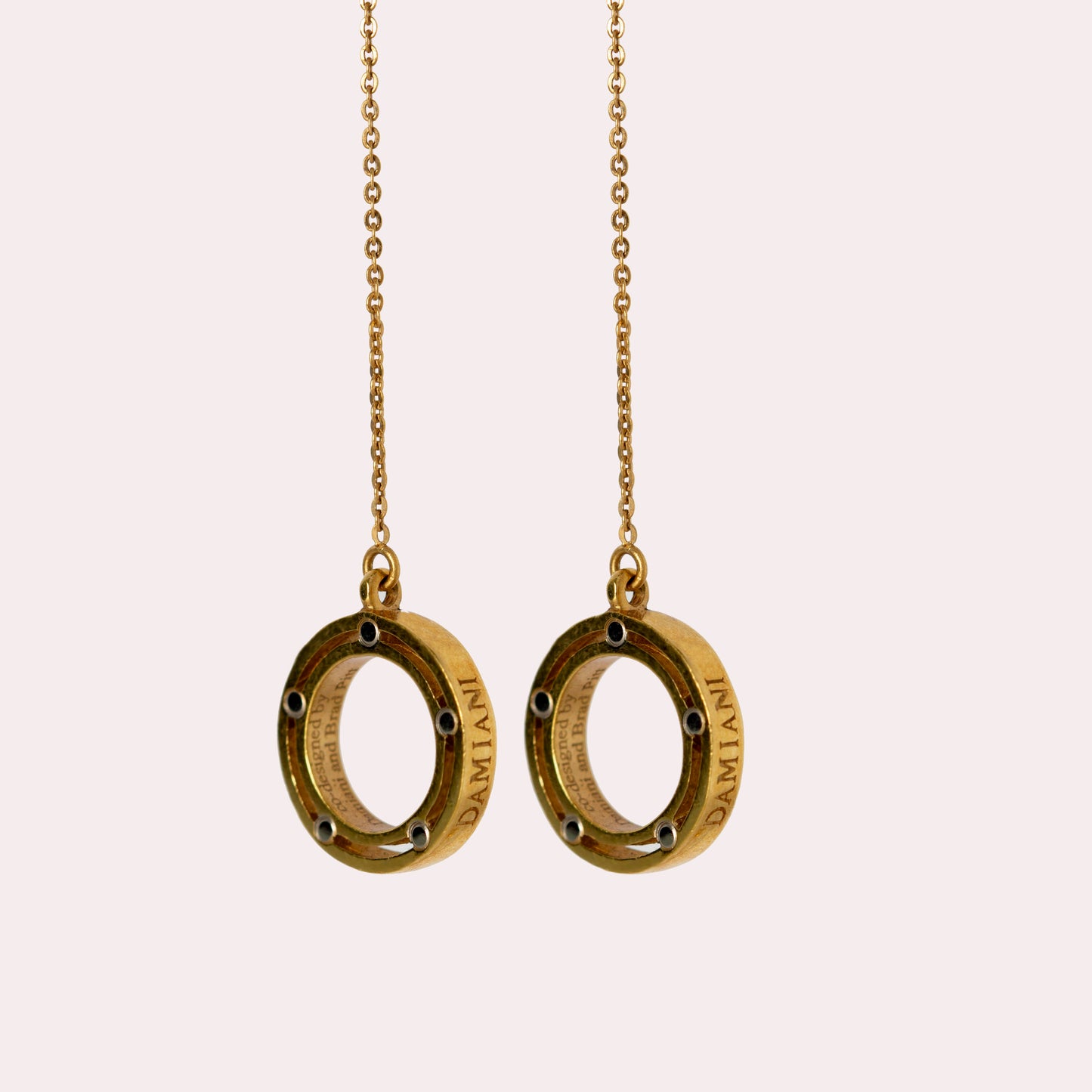 D.Side diamond earrings