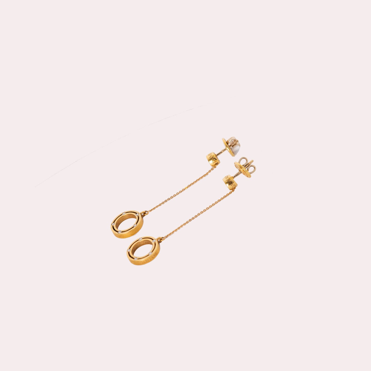 D.Side diamond earrings