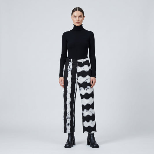WUMAN Monochrome Wave Print Trousers - view 2