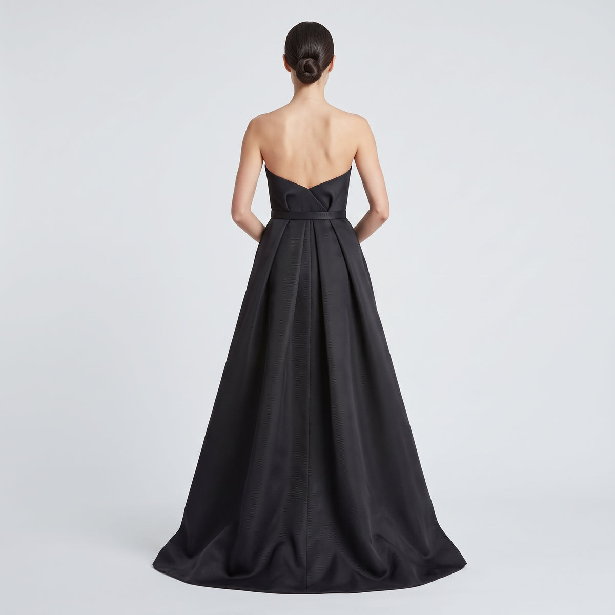 Elegant Strapless Evening Gown