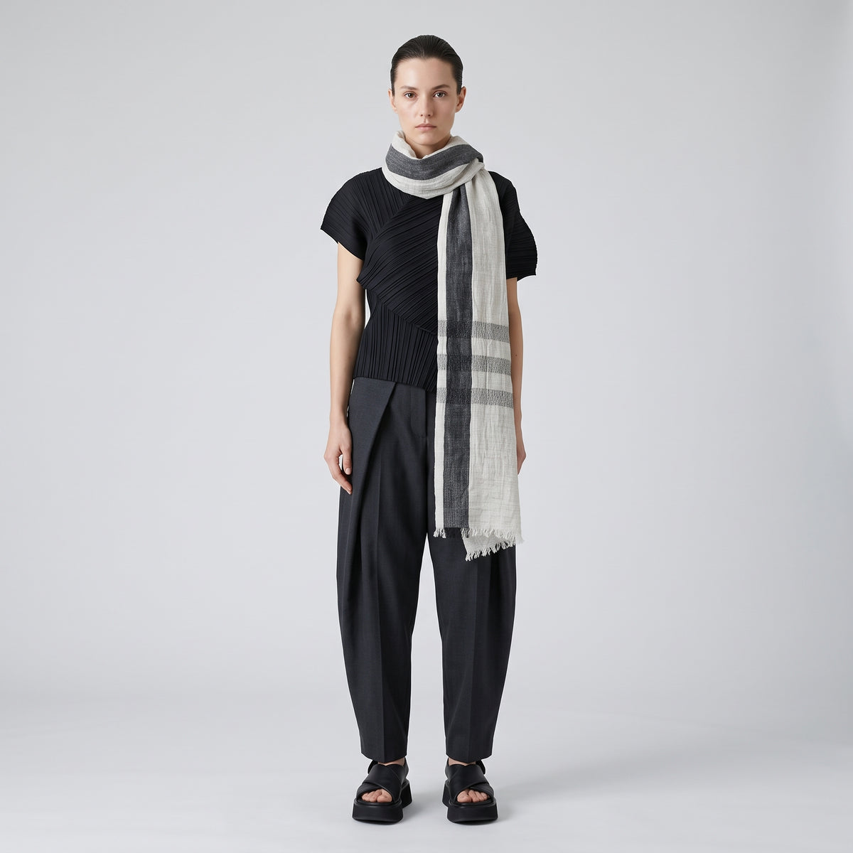 ISSEY MIYAKE Linen Wool Striped Stole - view 2