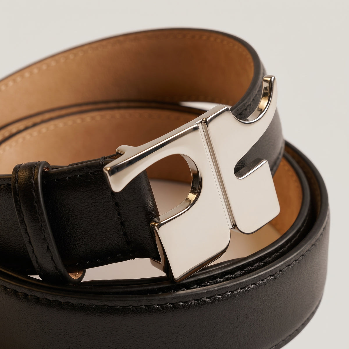 Sleek Leather Logo Buckle Belt