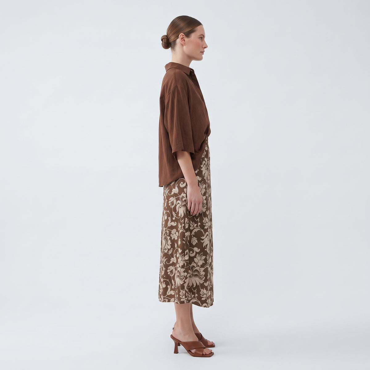 Verona French Lily Wrap Skirt