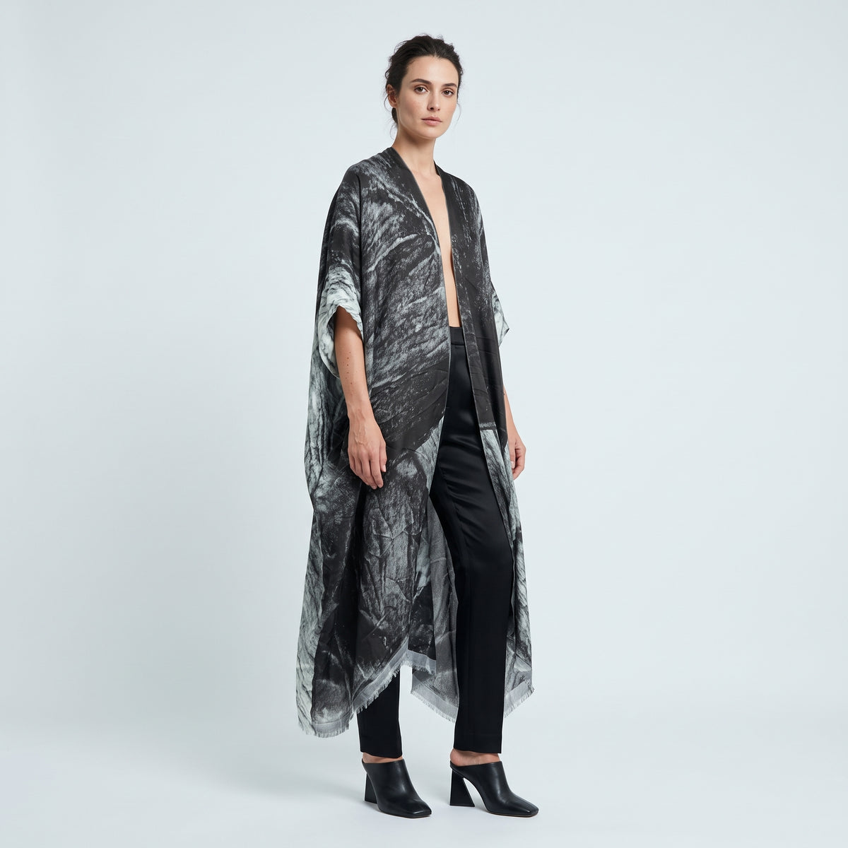 MAISON PASSAGE Feuillage Printed Grey Multi Kimono - view 2