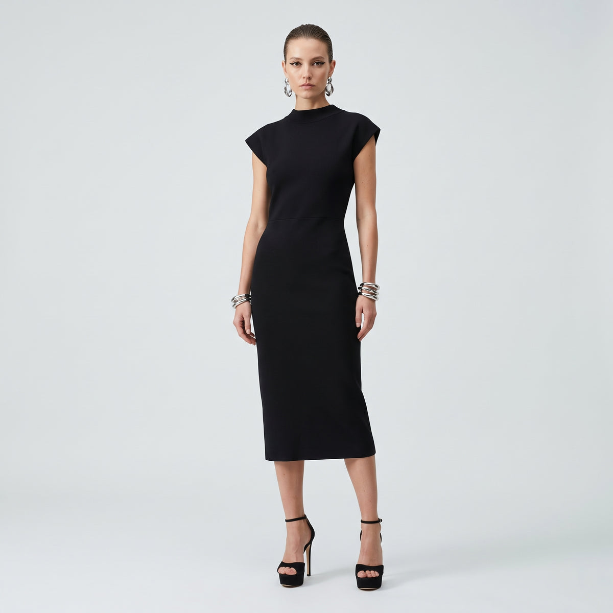 Elegant Black Sleeveless Sheath Dress