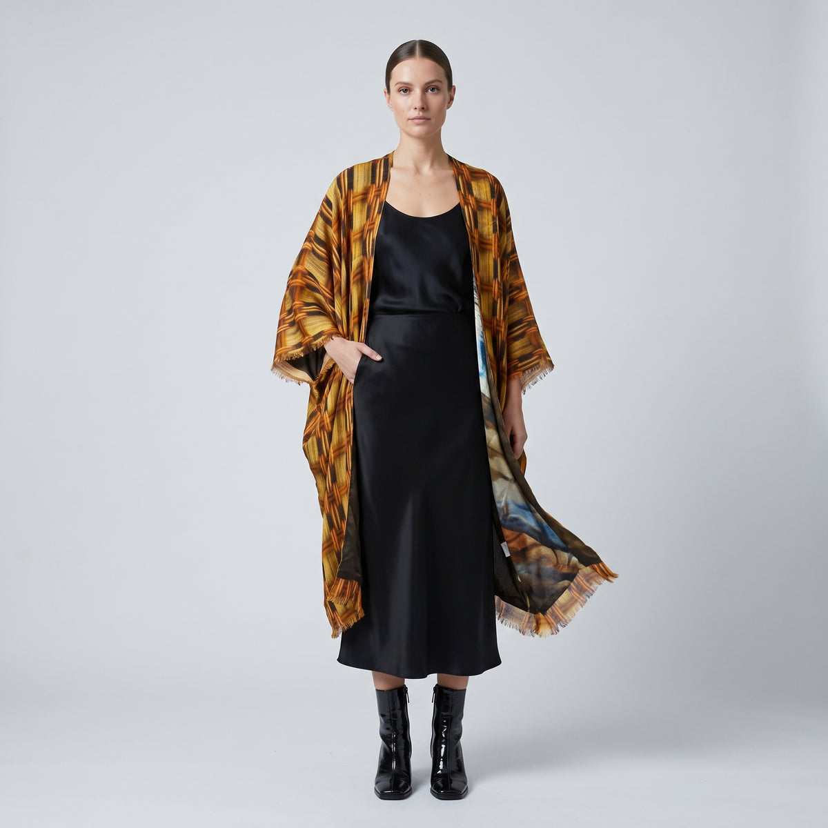 MAISON PASSAGE Orange Multi Knee Length Kimono - view 3