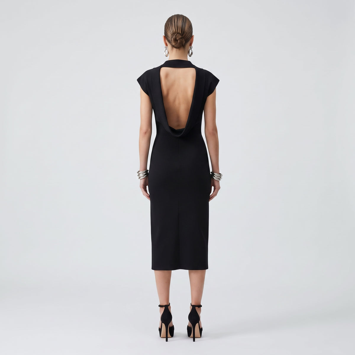 Elegant Black Sleeveless Sheath Dress