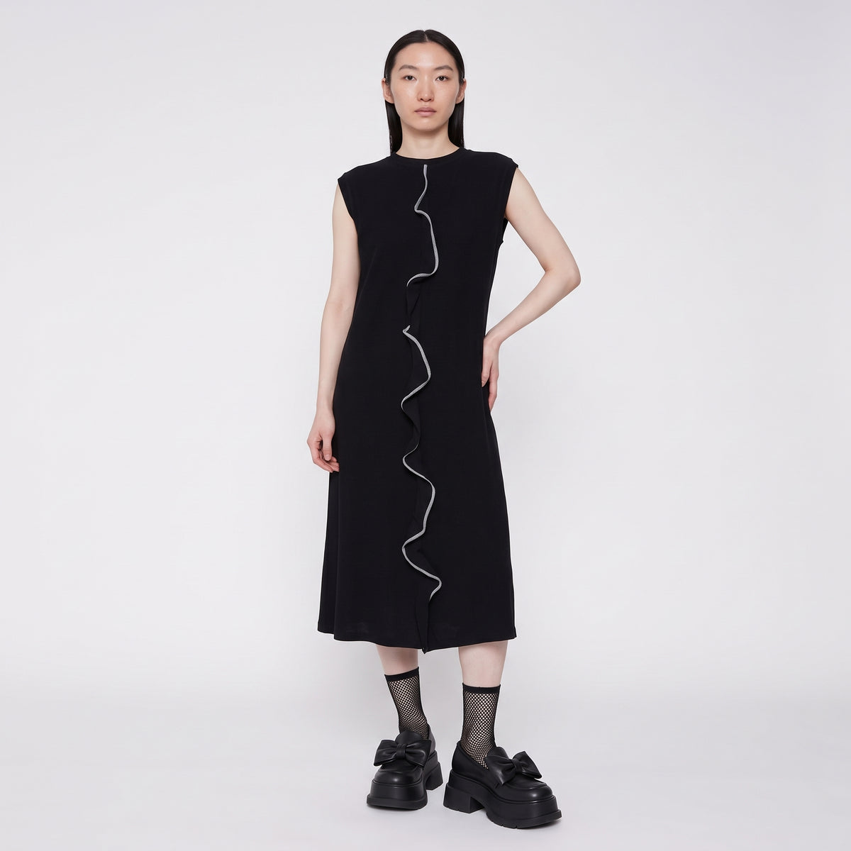 Black Ruffled Seam Dress