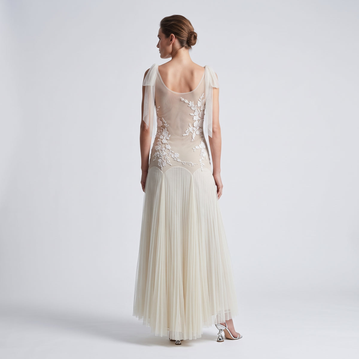 ALEXANDER MCQUEEN Floral Applique Tulle Evening Dress - view 5