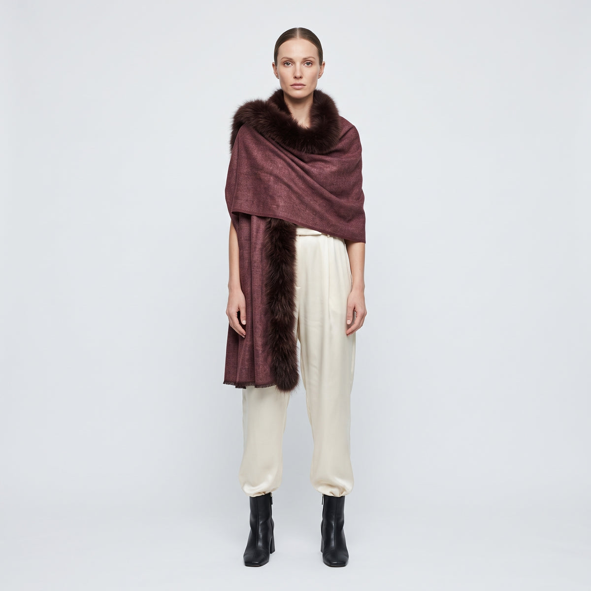 AMA PURE Fur Trimmed Purple Cashmere Cape - view 2