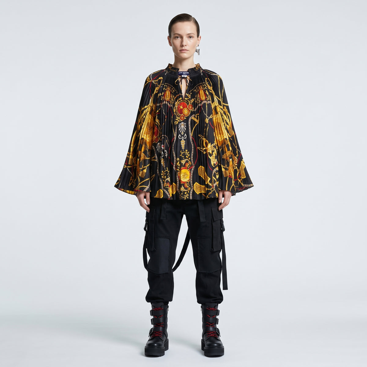 Pleated Baroque Chain Print Blouse