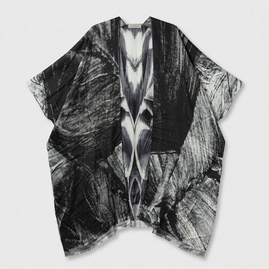 MAISON PASSAGE Feuillage Printed Grey Multi Kimono