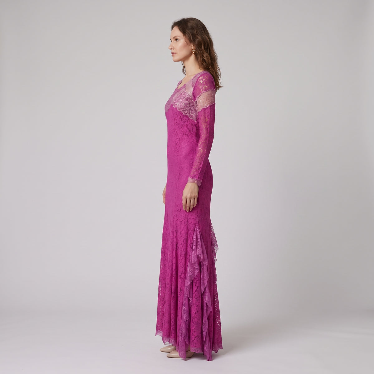 NINA RICCI Elegant Pink Lace Evening Gown - view 4