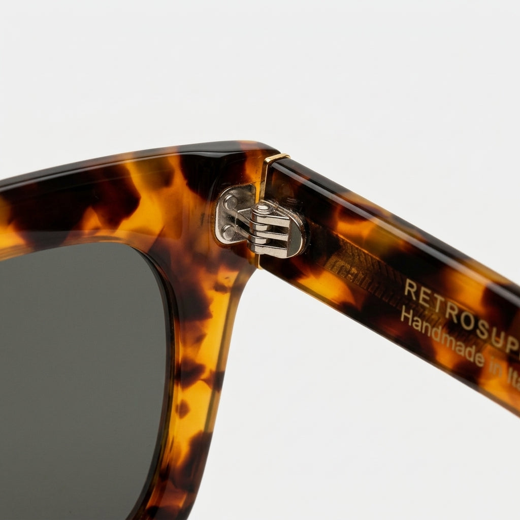 Classic Tortoiseshell Square Sunglasses