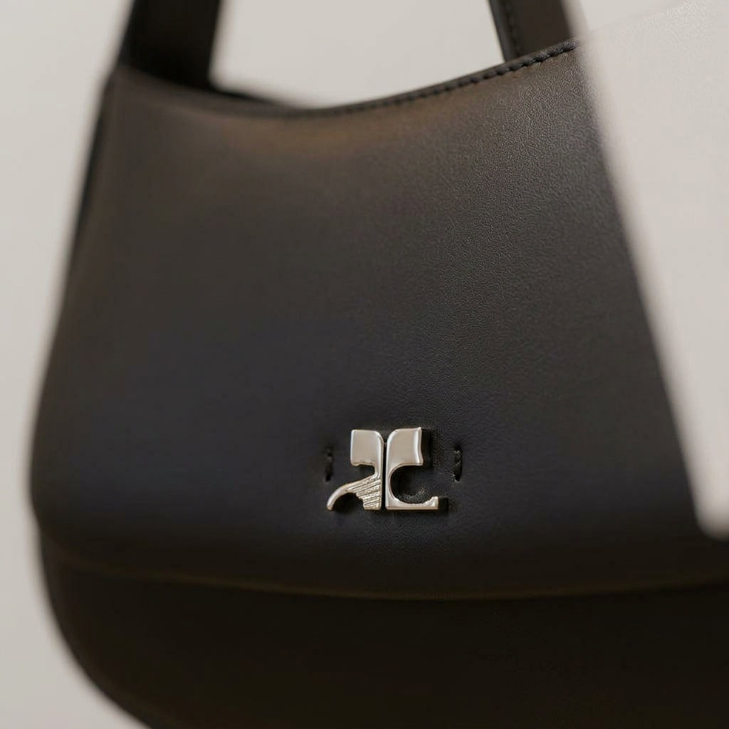 COURREGES Minimalist Black Leather Shoulder Bag - view 3