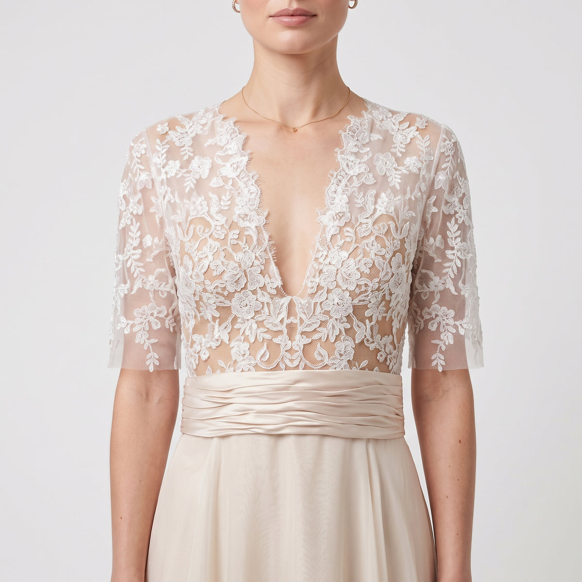 Elegant Lace Tulle Evening Dress