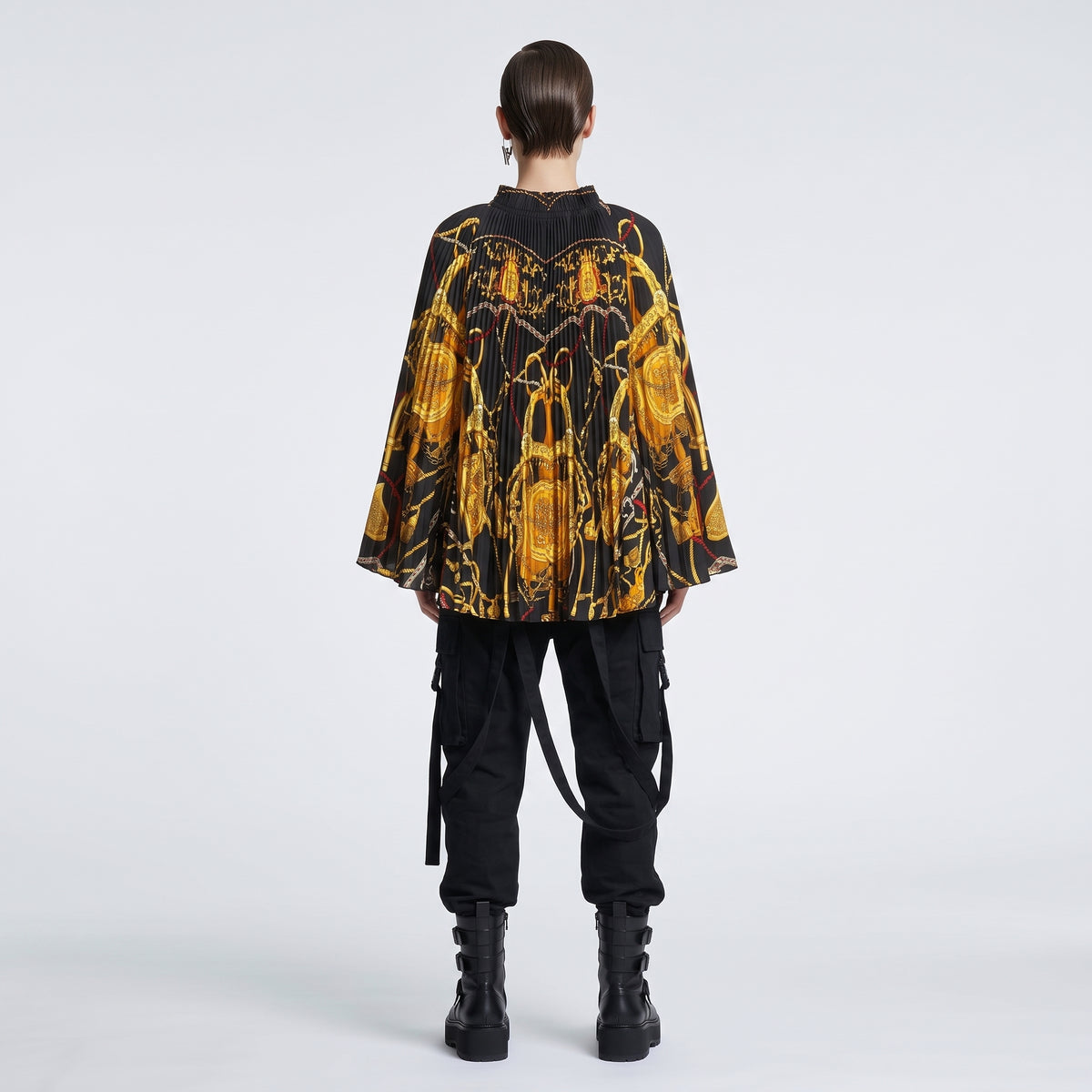 Pleated Baroque Chain Print Blouse