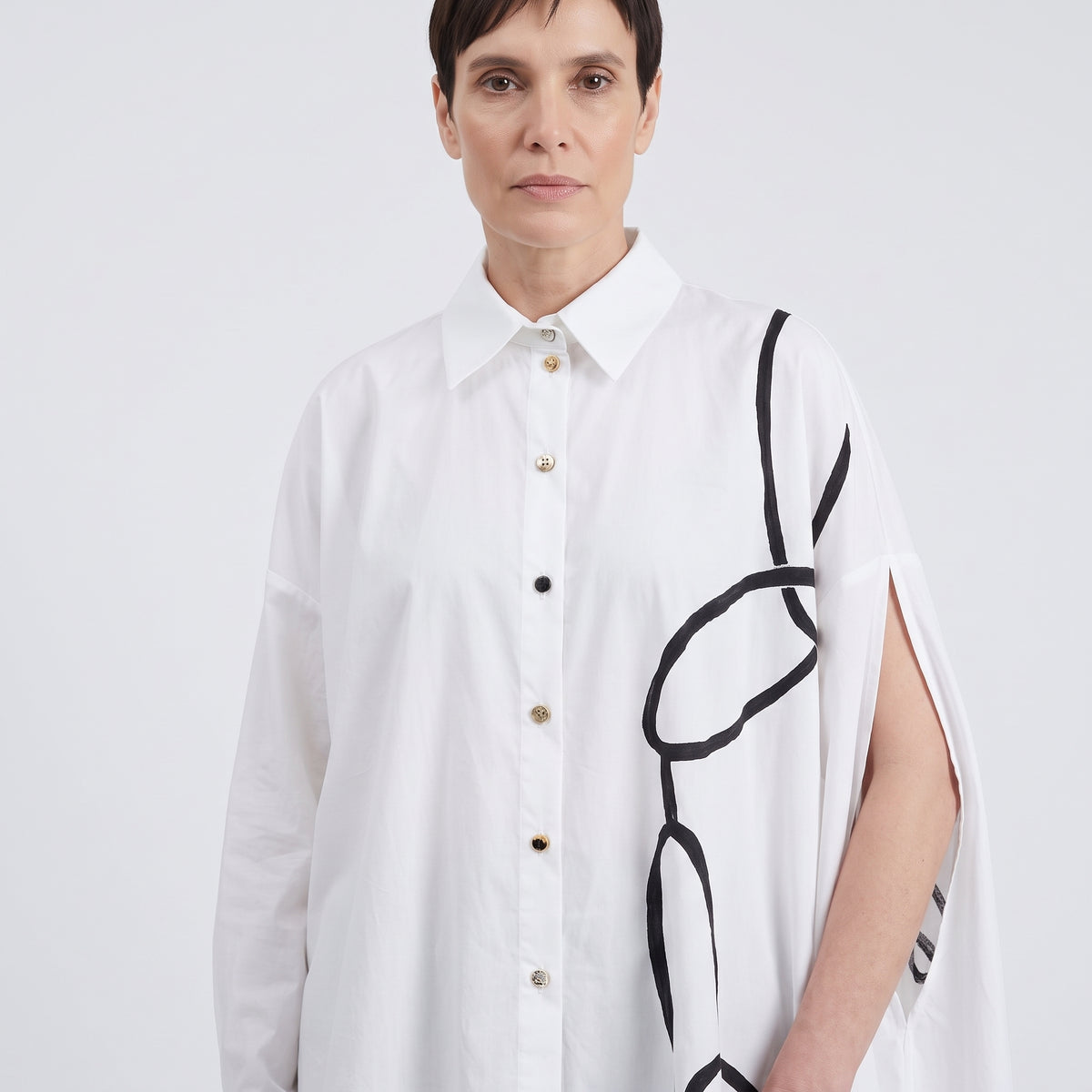 Asymmetric Chain Graphic Shirt