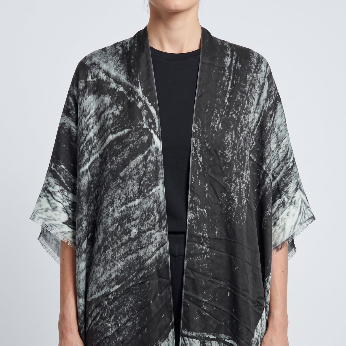 MAISON PASSAGE Feuillage Printed Grey Multi Kimono - view 3